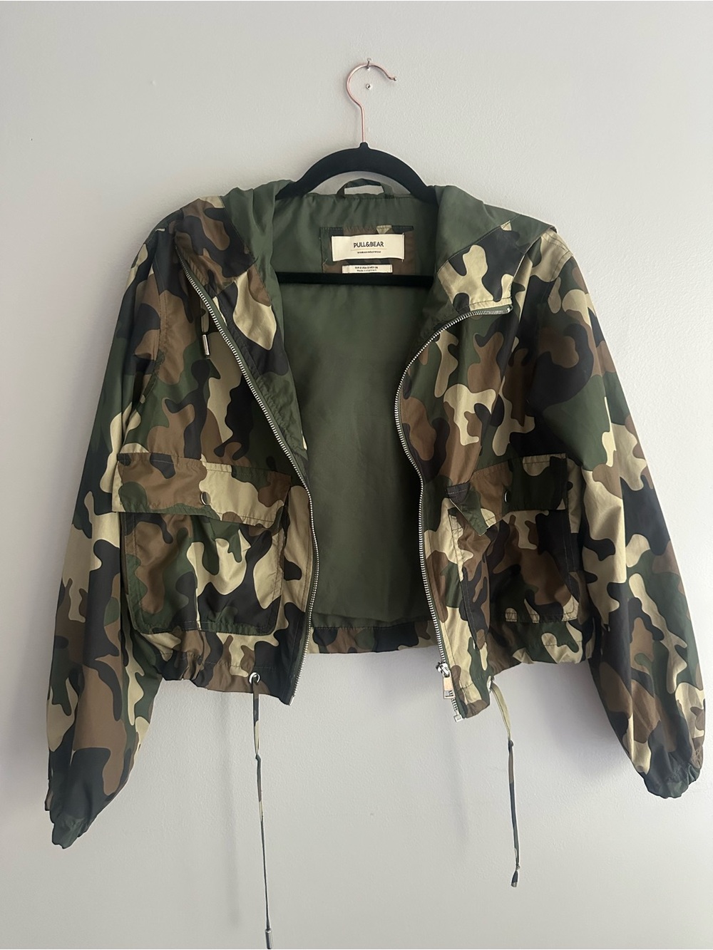 Pull&Bear Camouflage Cropped Utility Jacket - Green & Brown